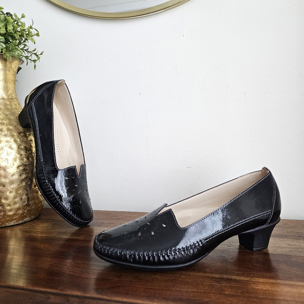 SAS Women’s Sonyo Black Patent Leather Pumps USA Comfort Dress Shoes 10.5W